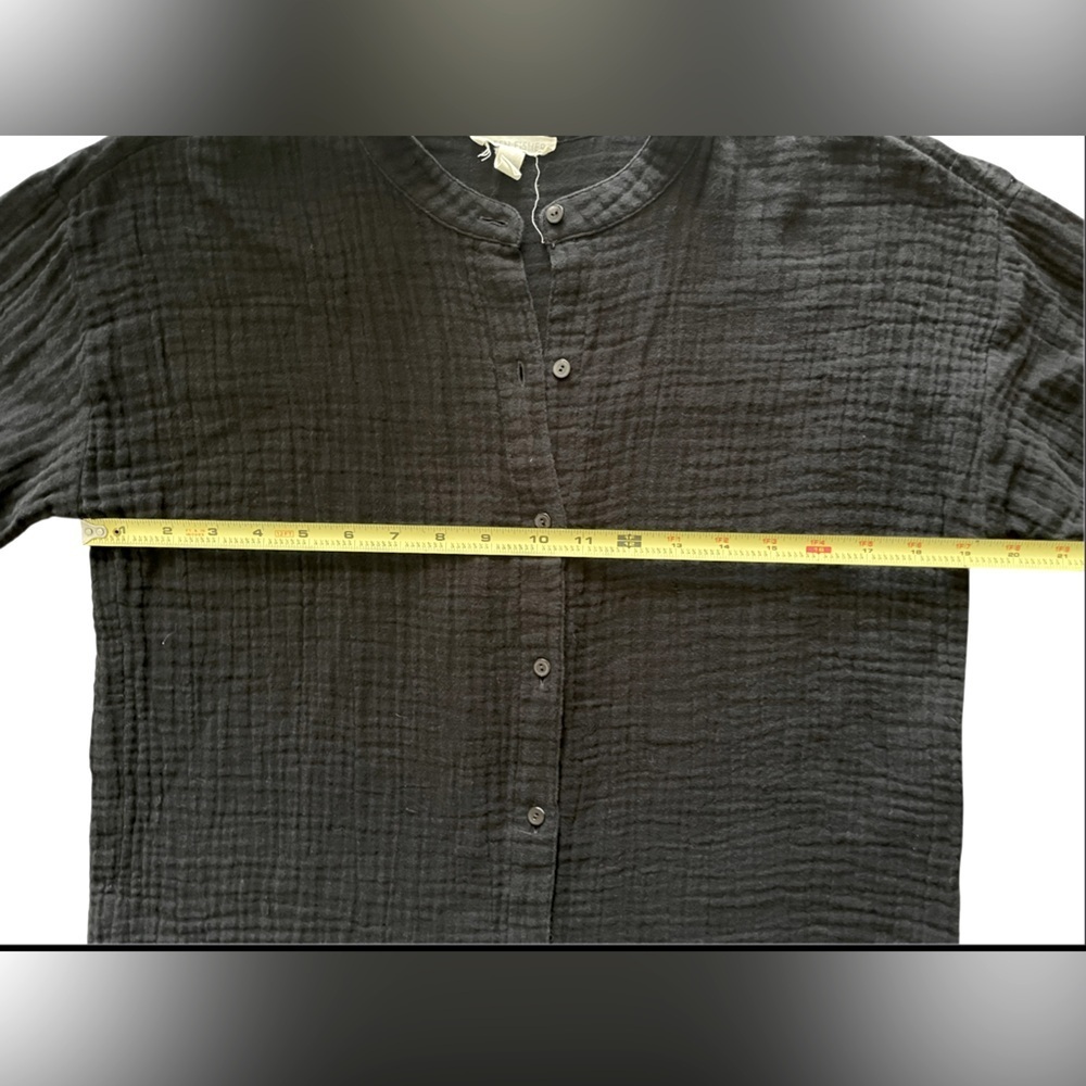Eileen Fisher Black Ribbed Mandarin Collar Top
100% Organic Cotton - Picture 5 of 7